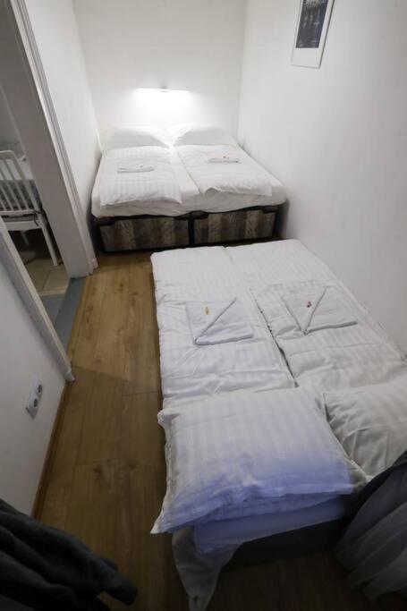 Pest-Port Private Apartment Room-6 Budapest Exterior foto